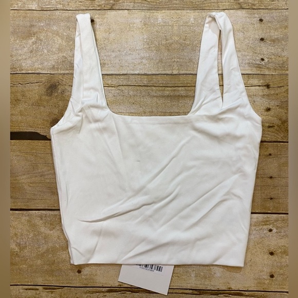 Meshki SARA square neck cropped tank - Picture 7 of 7